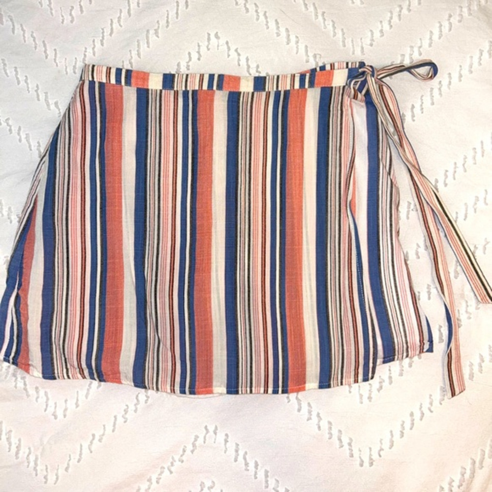 Sadie & Sage‎ blue/coral stripes, fully lined faux wrap skort, EUC - sz SMALL